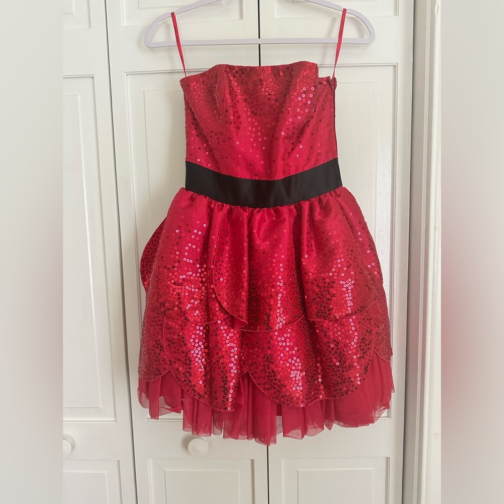 Betsey Johnson Pink Party Dress sz 2 strapless sequins 2000’s satin, taffeta